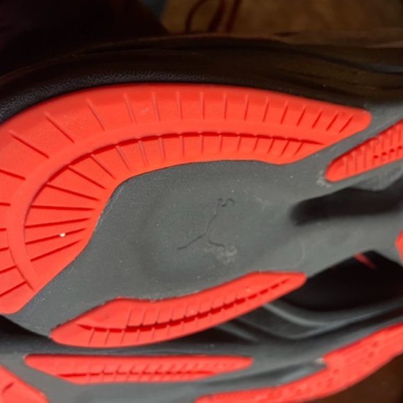 Puma NITRO Running Shoes size 9 (with carbon plate) - Picture 5 of 6